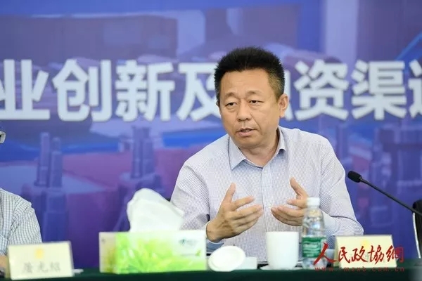 江浩然.webp.jpg